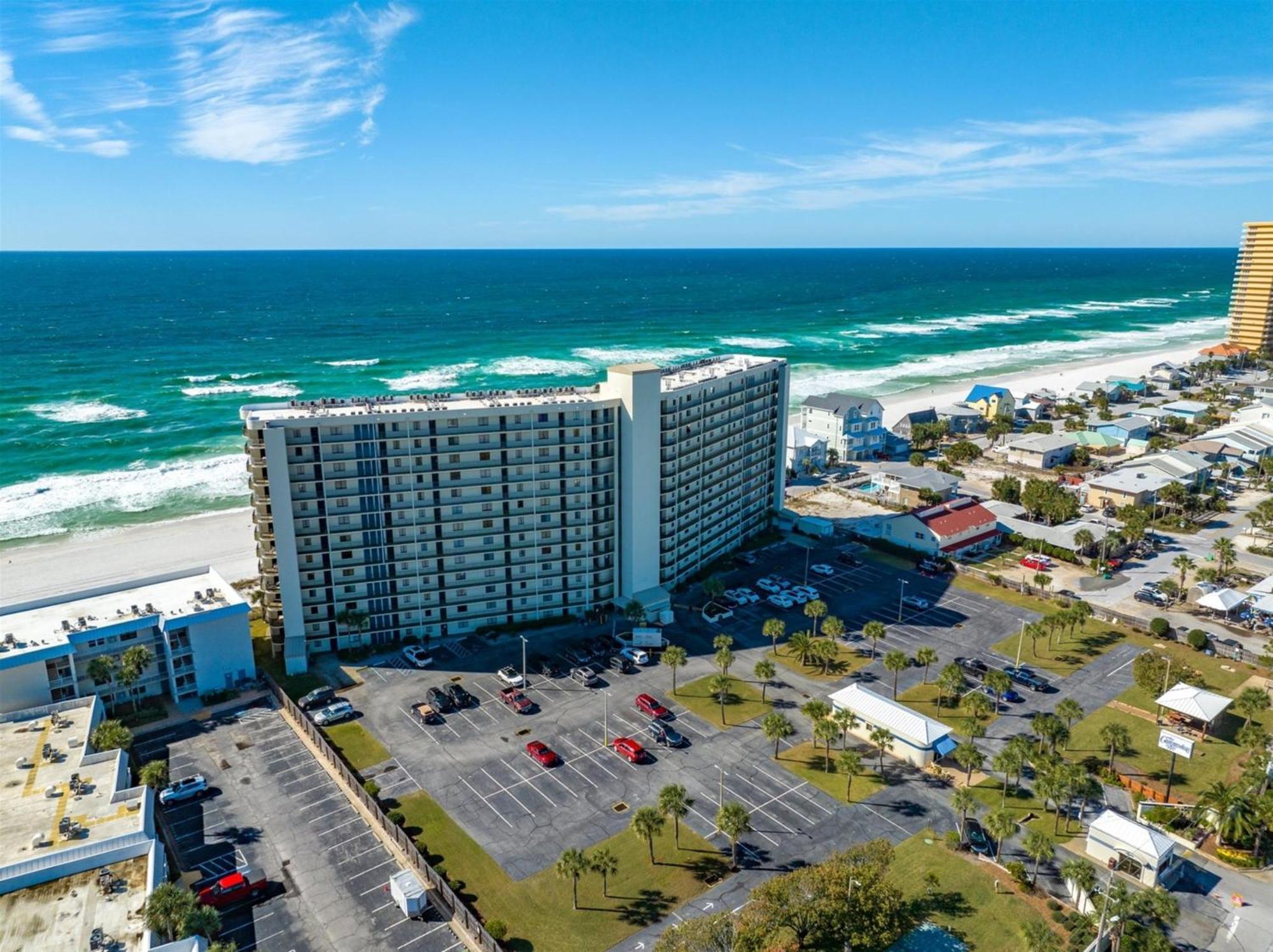 Apartamento The Summit 816